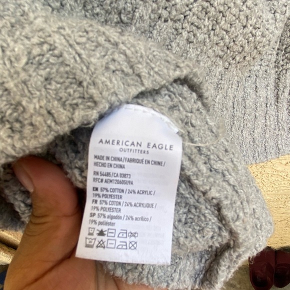 American Eagle Outfitters Gray Button-Up Cardigan - Picture 4 of 4